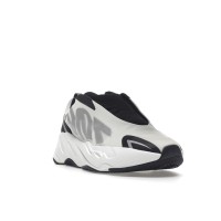 adidas Yeezy Boost 700 MNVN Laceless Analog