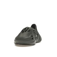 adidas Yeezy Foam RNR Carbon