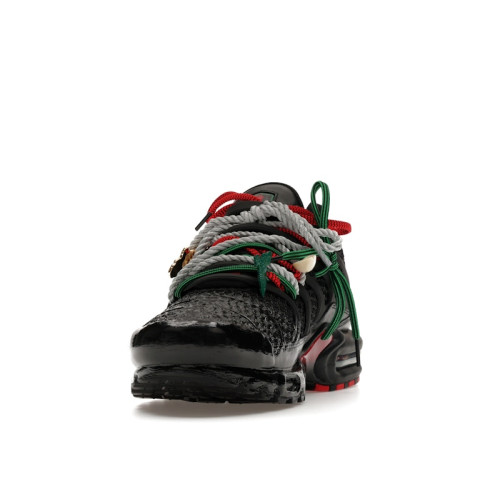 Homecoming x Nike Air Max Plus Black University Red Court Green - мужская сетка размеров Homecoming x Nike Air Max Plus Black University Red Court Green - мужская сетка размеров