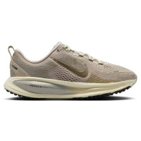 Подростковые Nike Vomero 18 Cream Coconut Milk Metallic Gold Grain (GS)
