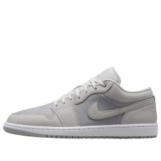 Jordan 1 Low SE Soft Pearl Light Smoke Grey