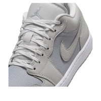 Jordan 1 Low SE Soft Pearl Light Smoke Grey