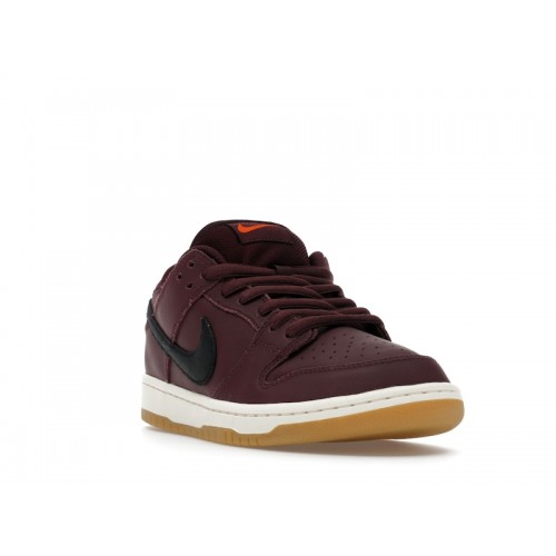 Nike SB Dunk Low Pro Burgundy Crush - мужская сетка размеров Nike SB Dunk Low Pro Burgundy Crush - мужская сетка размеров
