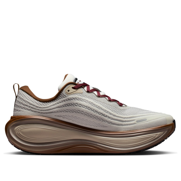 Nike Vomero Plus QS Sail Pecan Brown - мужская сетка размеров Nike Vomero Plus QS Sail Pecan Brown - мужская сетка размеров