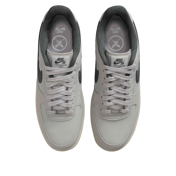 Yuto Horigome x Nike SB Air Force 1 Low White Iron Grey - мужская сетка размеров Yuto Horigome x Nike SB Air Force 1 Low White Iron Grey - мужская сетка размеров