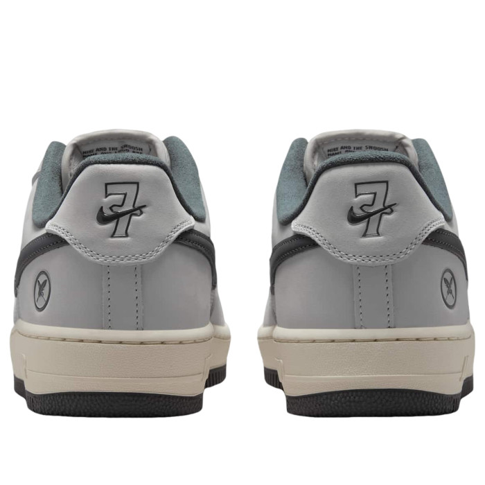 Yuto Horigome x Nike SB Air Force 1 Low White Iron Grey - мужская сетка размеров Yuto Horigome x Nike SB Air Force 1 Low White Iron Grey - мужская сетка размеров
