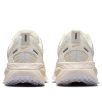 Женские Nike Vomero 18 White Chalk Sea Glass (W)