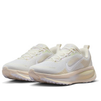 Женские Nike Vomero 18 White Chalk Sea Glass (W)