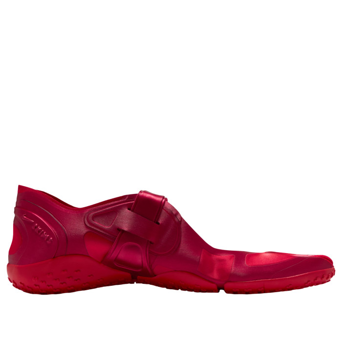 Nike Wmns Skims Rift Satin University Red - женская сетка размеров Nike Wmns Skims Rift Satin University Red - женская сетка размеров
