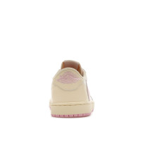 Jordan 1 Retro Low OG SP Travis Scott Shy Pink