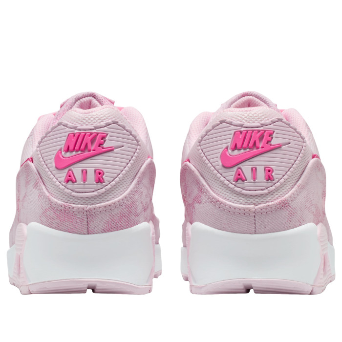 Nike Wmns Air Max 90 Pink Foam - женская сетка размеров Nike Wmns Air Max 90 Pink Foam - женская сетка размеров