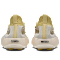 Nike Mind 002 Flyknit Light Bone Saturn Gold
