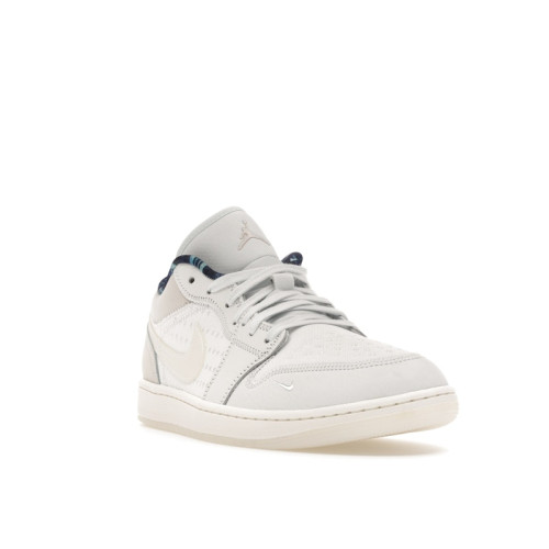Air Jordan 1 Low SE Summit White Sail - мужская сетка размеров Air Jordan 1 Low SE Summit White Sail - мужская сетка размеров