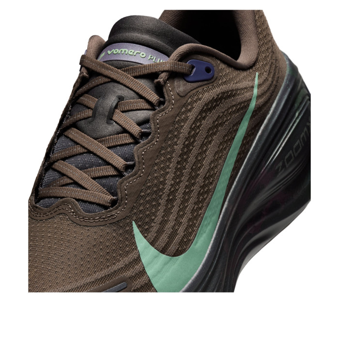 Nike Vomero Plus Ironstone Dark Raisin Quartz Patina - мужская сетка размеров Nike Vomero Plus Ironstone Dark Raisin Quartz Patina - мужская сетка размеров