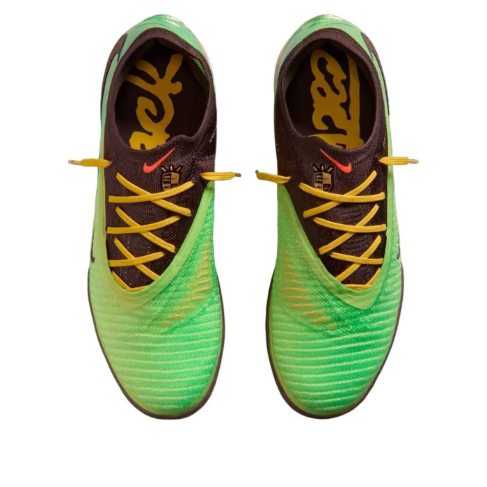 Travis Scott x Nike Phantom 6 Low Elite IC SE Multi Color Metallic Gold - мужская сетка размеров Travis Scott x Nike Phantom 6 Low Elite IC SE Multi Color Metallic Gold - мужская сетка размеров