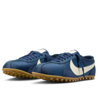 Женские Nike Moon Shoe OG Midnight Navy Gum Light Brown Soft Pearl (W)