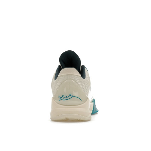 Caitlin Clark x Nike Kobe 5 Protro Coconut Milk Spruce - мужская сетка размеров Caitlin Clark x Nike Kobe 5 Protro Coconut Milk Spruce - мужская сетка размеров