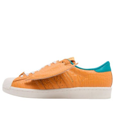 adidas Superstar Pokémon Charizard