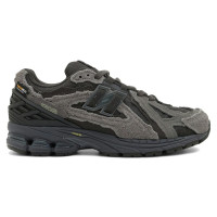 New Balance 1906D size? Exclusive Protection Pack Black Grey