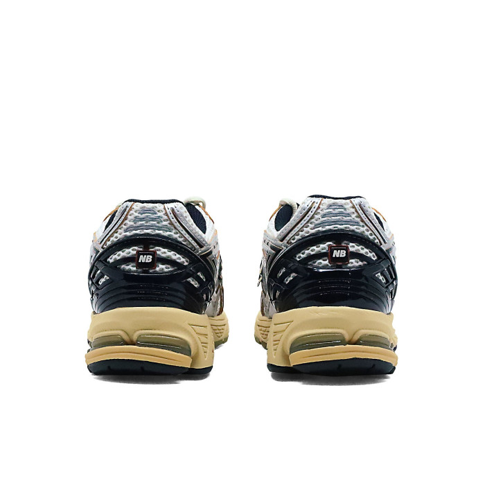 New Balance 1906R Metallic Silver Metallic Gold - мужская сетка размеров New Balance 1906R Metallic Silver Metallic Gold - мужская сетка размеров