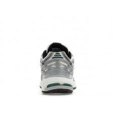 Кроссовки New Balance 1906R Silver Metallic Nightwatch Green