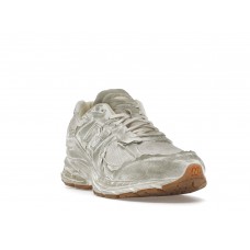 Кроссовки New Balance 2002R Protection Pack Distressed