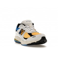 Кроссовки New Balance 2002R Vibrant Apricot