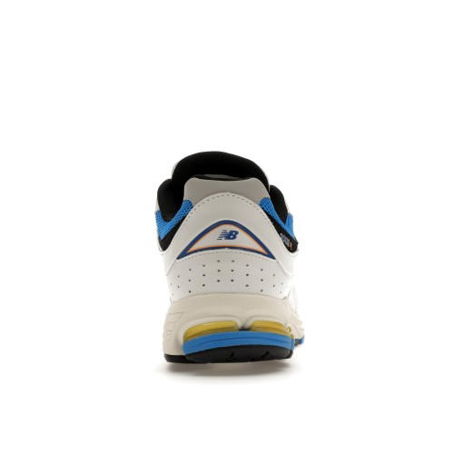 Кроссы New Balance 2002R Vibrant Apricot - мужская сетка размеров