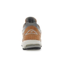 Кроссовки New Balance 2002R Sweet Caramel
