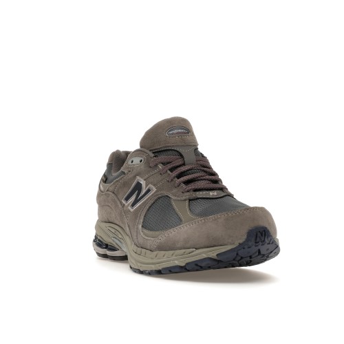 Кроссы New Balance 2002R Gore-Tex Castlerock - мужская сетка размеров