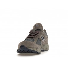 New Balance 2002R Gore-Tex Castlerock