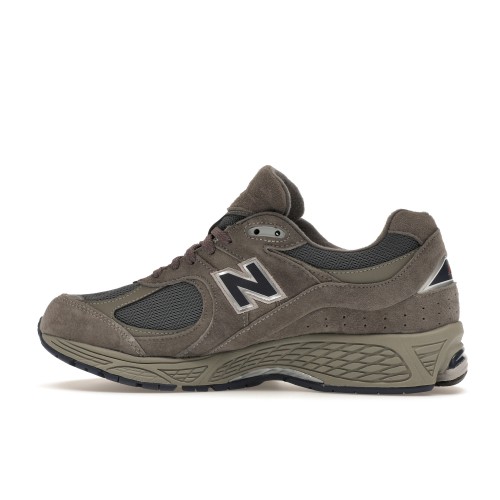 Кроссы New Balance 2002R Gore-Tex Castlerock - мужская сетка размеров