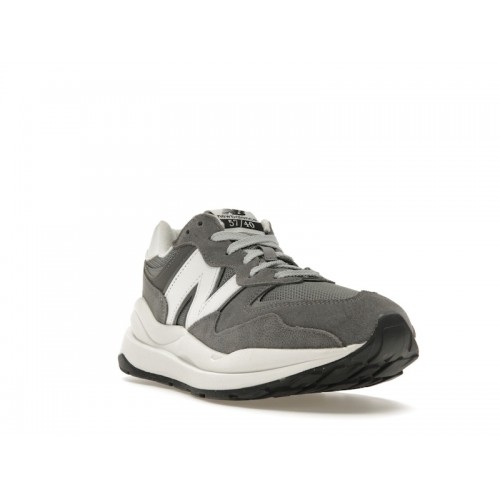 Кроссы New Balance 57/40 Grey - мужская сетка размеров