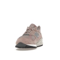 Кроссовки New Balance 990v2 Kithstrike Rose