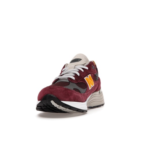 Кроссы New Balance 992 Burgundy Gold - мужская сетка размеров