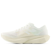 New Balance FuelCell Rebel v4 White Linen