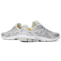 Кроссовки New Balance 860v2 Dime Silver