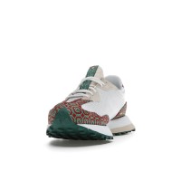 Кроссовки New Balance 327 Casablanca Red Monogram