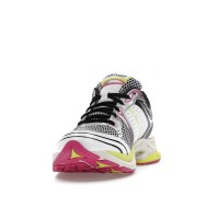 Saucony ProGrid Triumph 4 White Fluo Pink