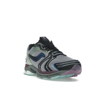 Saucony ProGrid Triumph 4 Winter Solstice Holographic