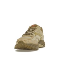Saucony ProGrid Omni 9 Armor Starcow Desert