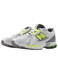 New Balance 1906R Light Silver Metallic Alkaline Green