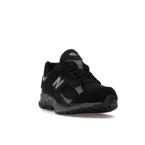 New Balance 2002R GORE-TEX Protection Pack Black Magnet - мужская сетка размеров