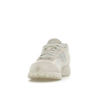 New Balance 2002R White Grey