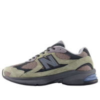 New Balance 2010 Dark Olivine Mushroom