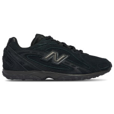 New Balance 204L Triple Black