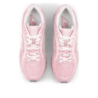 New Balance 204L Pastel Pink