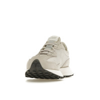 New Balance 327 Off White White
