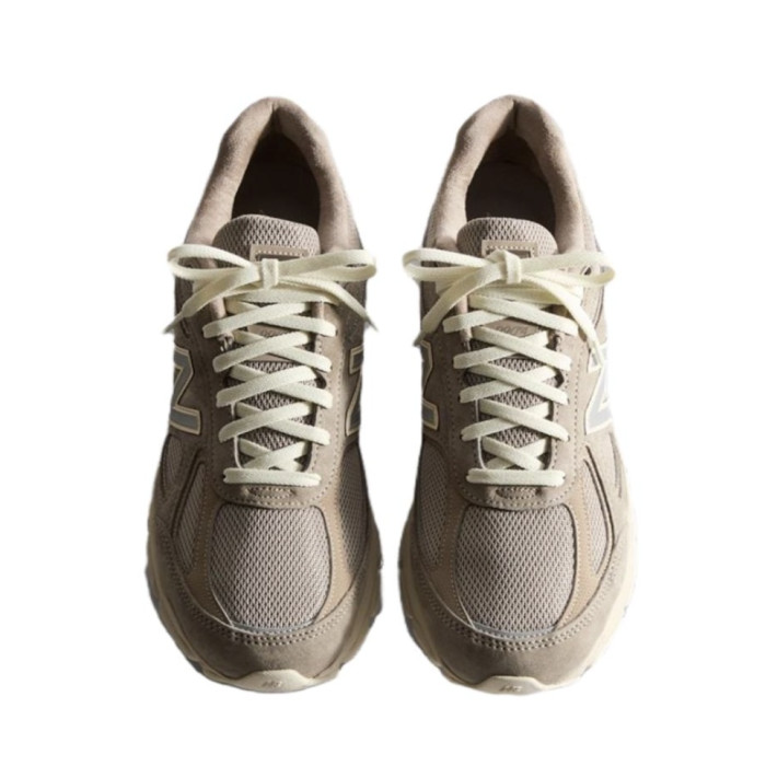 Kith x New Balance 990v4 Made in USA Moonrock - мужская сетка размеров Kith x New Balance 990v4 Made in USA Moonrock - мужская сетка размеров