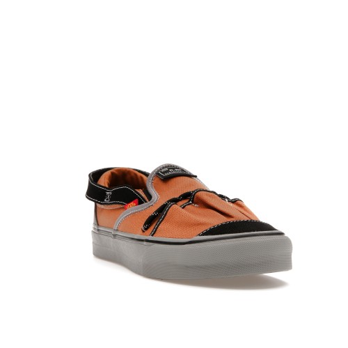 Кроссы Vans Vault Slip-On VR3 LX Nicole McLaughlin Gardening Tote Brown - мужская сетка размеров